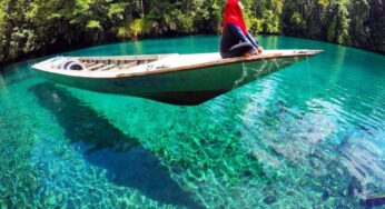 Danau Cantik Dua Rasa, Danau Labuan Cermin