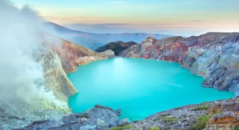 Petualangan Menakjubkan di Kawah Ijen: Rute, HTM, dan Penginapan Terbaik