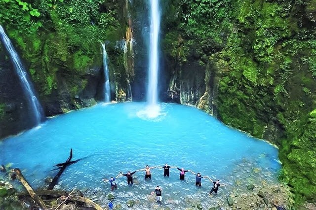 Air Terjun Dua Warna Sumut