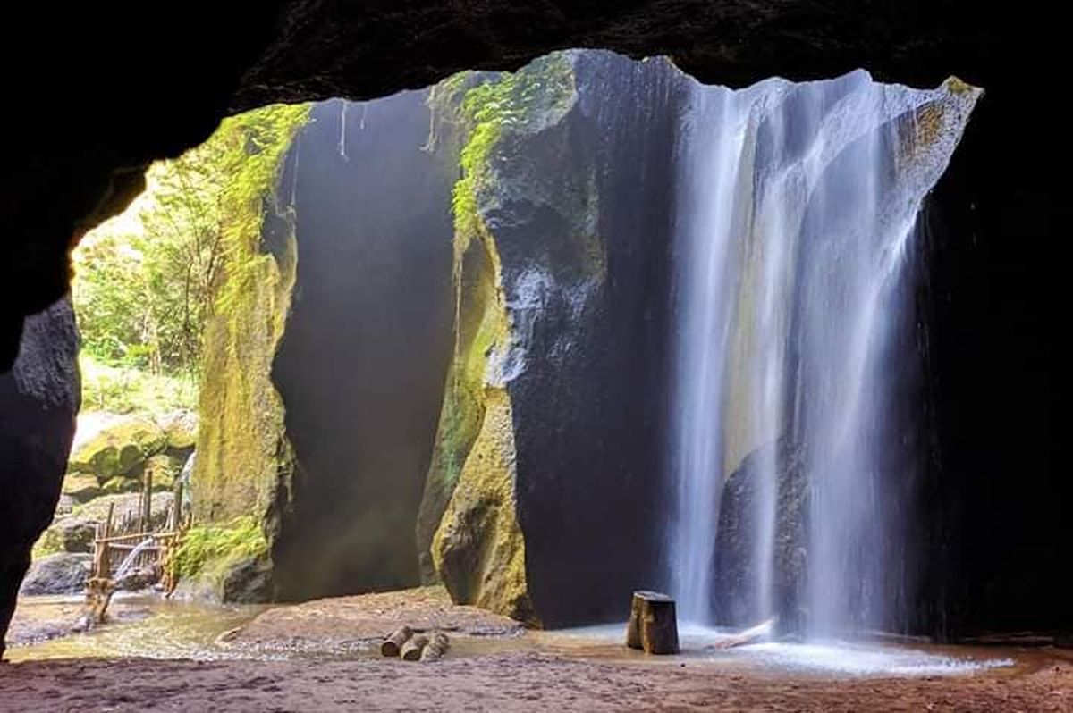 Air Terjun Goa Raja