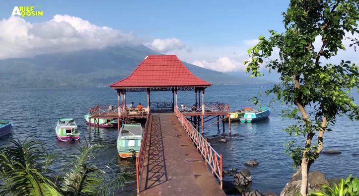 Panduan Lengkap Wisata ke Danau Ranau: Lokasi, Fasilitas, & Daya Tarik