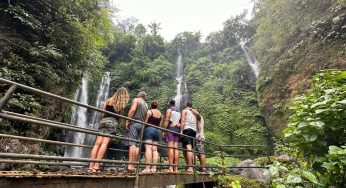 Merasakan Kedamaian di Balik Derasnya Air Terjun Sekumpul