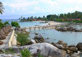 Pantai Parai Tenggiri