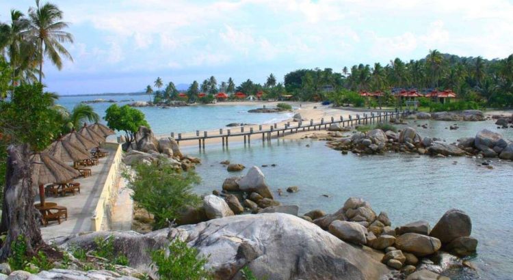 Pantai Parai Tenggiri