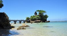 Pantai Balekambang