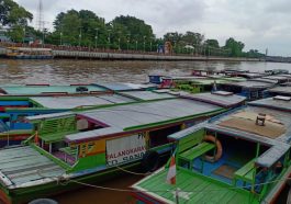 Wisata Klotok di Martapura