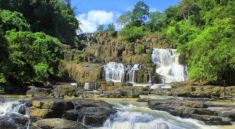 Air Terjun Parangloe