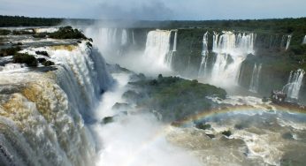Air Terjun Argentina Ini Ternyata Saingan Berat Niagara, Keindahannya Bikin Takjub!