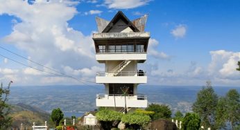 Pesona Menara Pandang Tele Bikin Takjub, Wisatawan Rela Antre Panjang untuk Naik ke Puncak